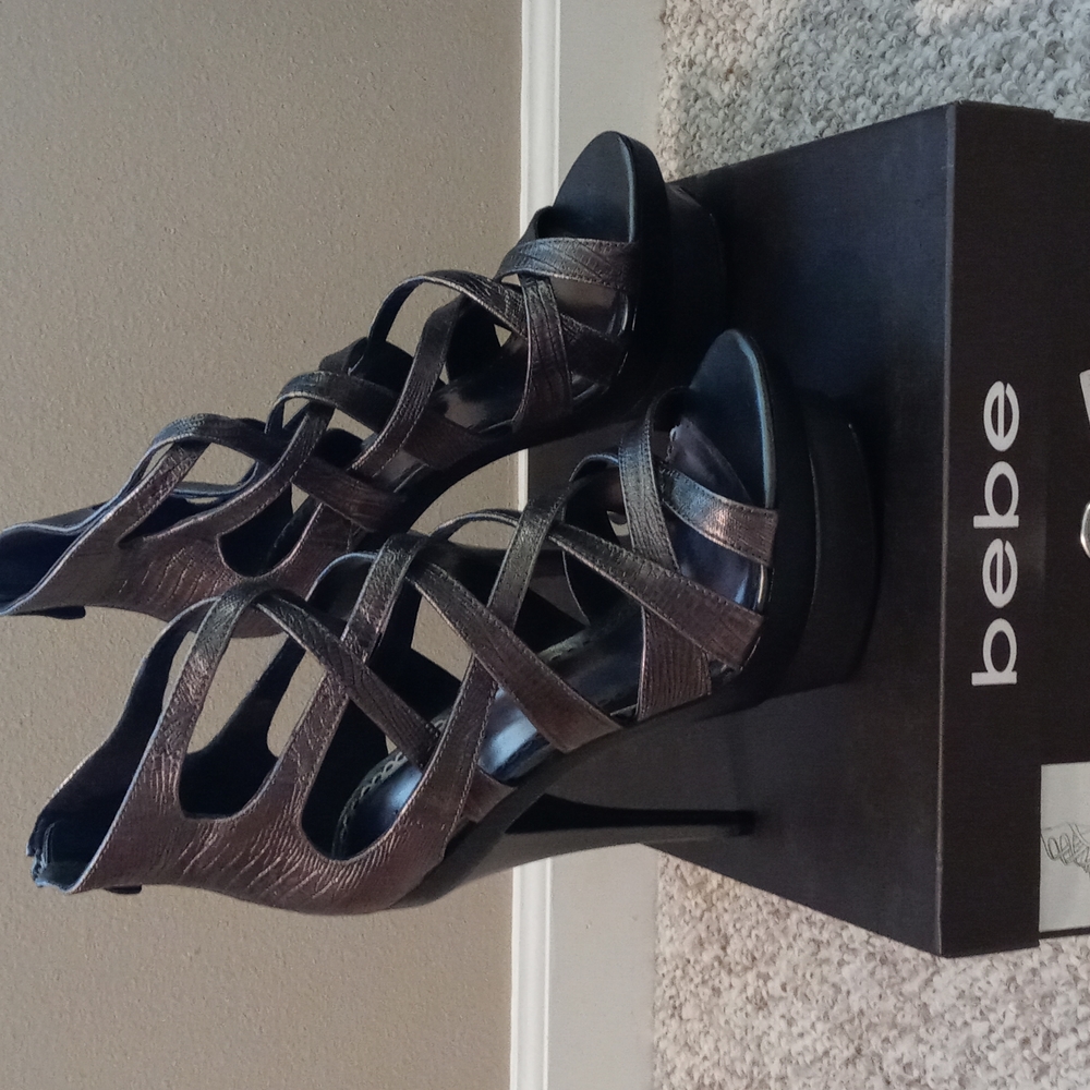 BEBE Adrianna Metallic Heel size 10